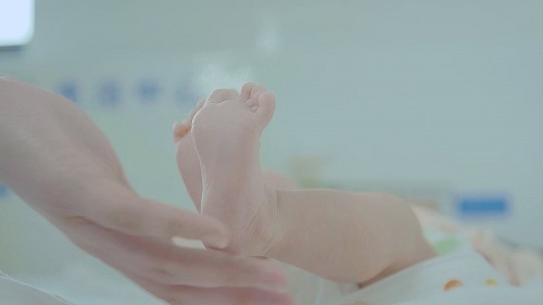 试管婴儿手术费用需要准备多少钱呢